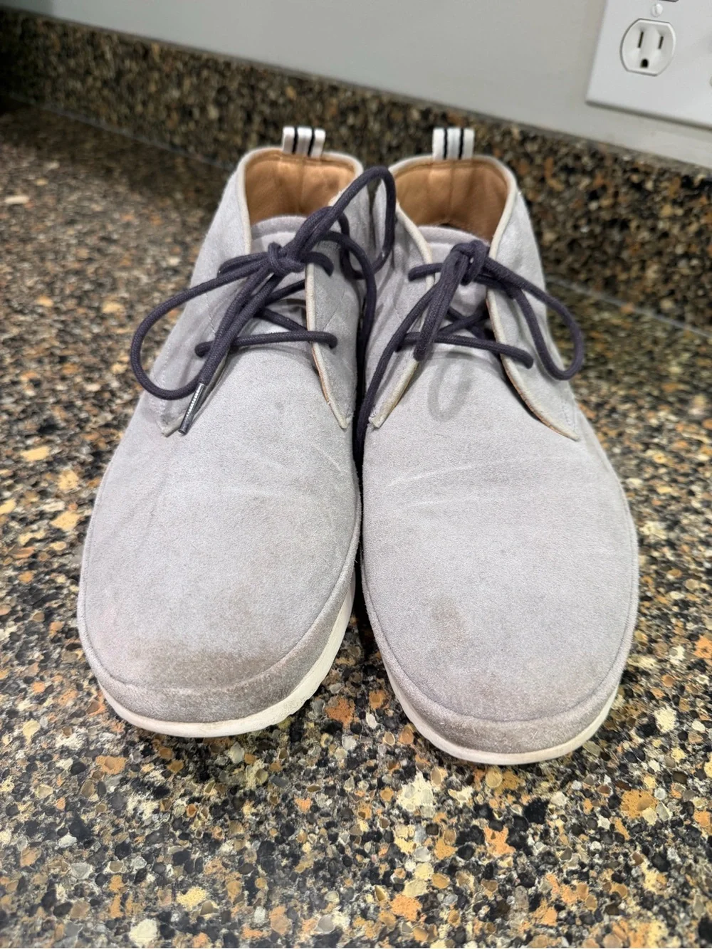 Men's  Ugg  size 10 Grey Suede Chukka Sneakers with Lace-Up